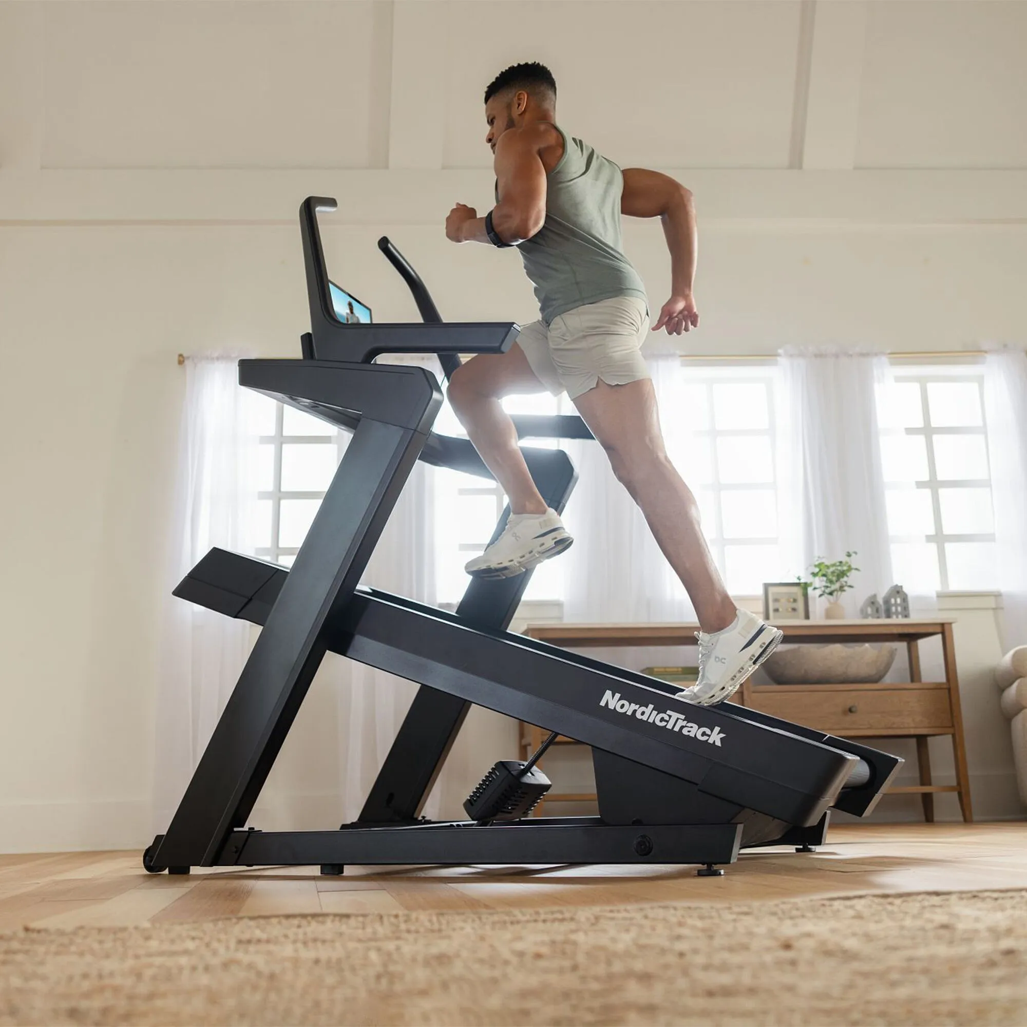 NordicTrack Elite X16i Treadmill - Image 5
