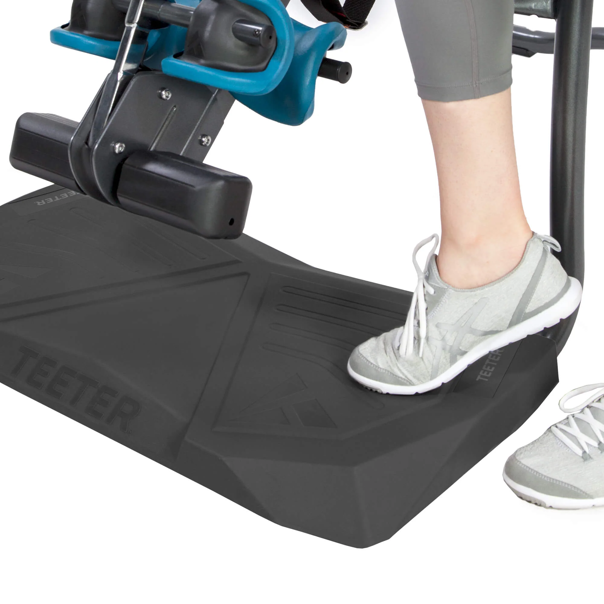 Teeter LX9 FitSpine Inversion Table - Image 7